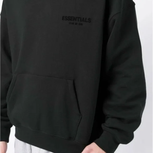 Fear of God Essentials - Picture 6 of 7